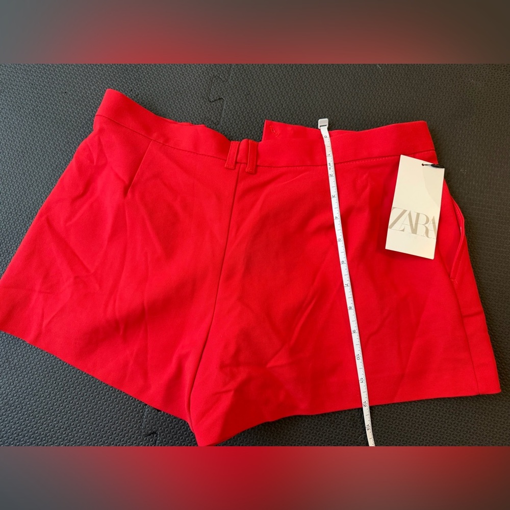 Zara Red Pleated Shorts NWT Women’s Size M - Picture 5 of 6